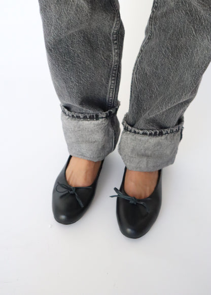 Ballerina Black